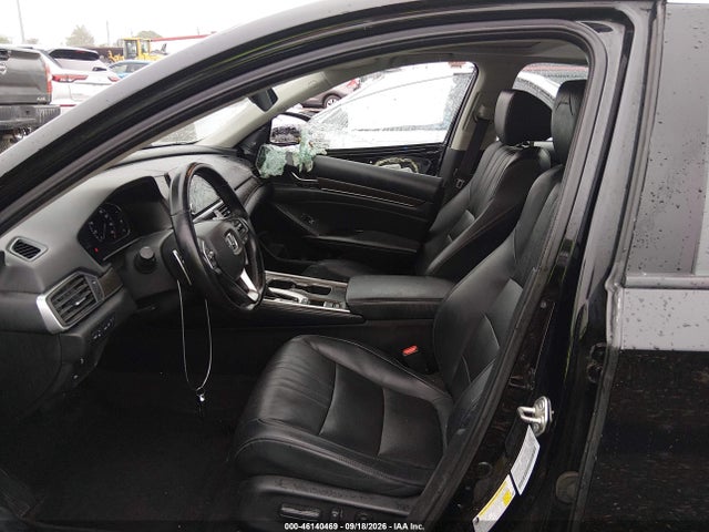 2018 Honda Accord Touring მანქანა იყიდება აუქციონზე, vin: 1HGCV1F92JA080313, აუქციონის ნომერი: 46140469