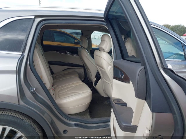 Продажа на аукционе авто 2016 Lincoln Mkx Reserve, vin: 2LMTJ6LR4GBL71811, номер лота: 46140501