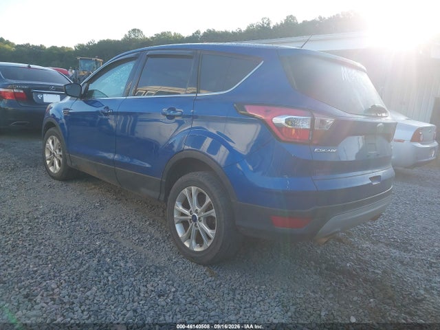 Продажа на аукционе авто 2017 Ford Escape Se, vin: 1FMCU0GD1HUC92560, номер лота: 46140508