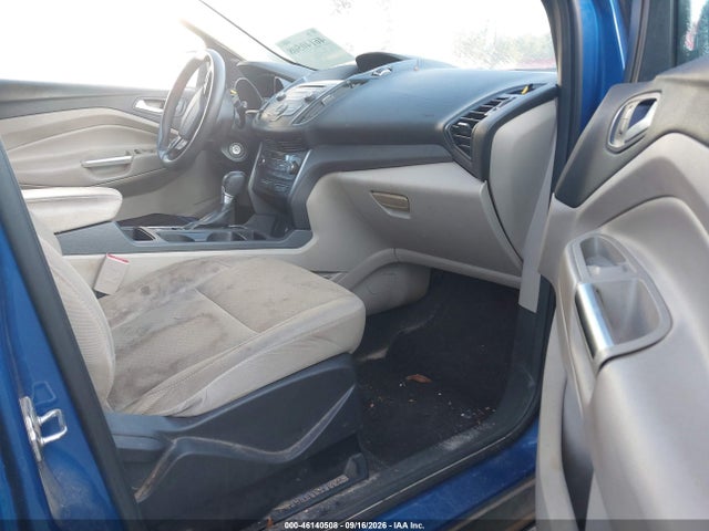 Продажа на аукционе авто 2017 Ford Escape Se, vin: 1FMCU0GD1HUC92560, номер лота: 46140508