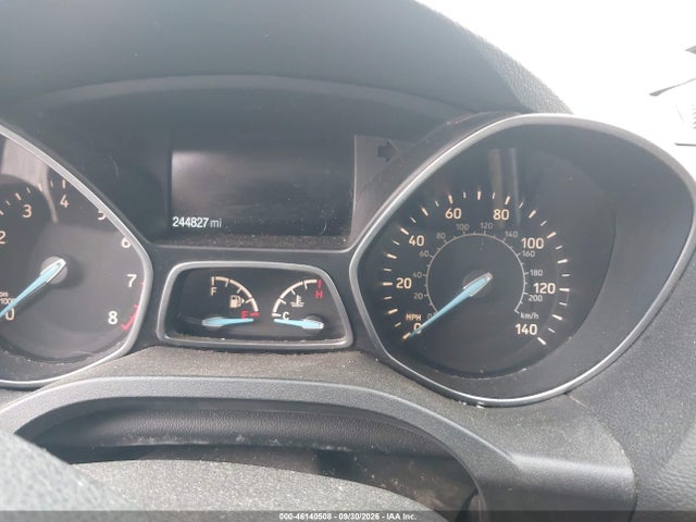 Продажа на аукционе авто 2017 Ford Escape Se, vin: 1FMCU0GD1HUC92560, номер лота: 46140508