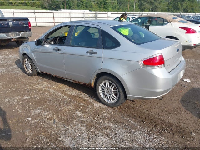 46140549 :رقم المزاد ، 1FAHP3FN9BW200951 vin ، 2011 Ford Focus Se مزاد بيع