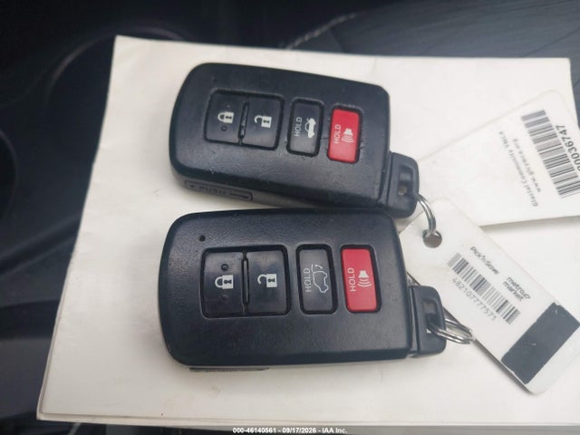 2014 Toyota Prius C Four მანქანა იყიდება აუქციონზე, vin: JTDKDTB39E1075190, აუქციონის ნომერი: 46140561