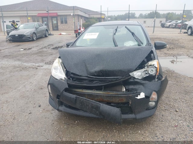 2014 Toyota Prius C Four მანქანა იყიდება აუქციონზე, vin: JTDKDTB39E1075190, აუქციონის ნომერი: 46140561