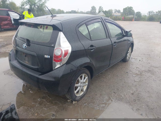 2014 Toyota Prius C Four მანქანა იყიდება აუქციონზე, vin: JTDKDTB39E1075190, აუქციონის ნომერი: 46140561