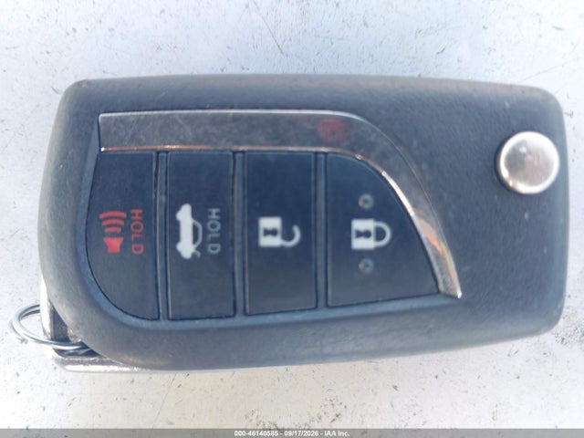 46140585 :رقم المزاد ، 4T1G11AK5NU659883 vin ، 2022 Toyota Camry Se مزاد بيع