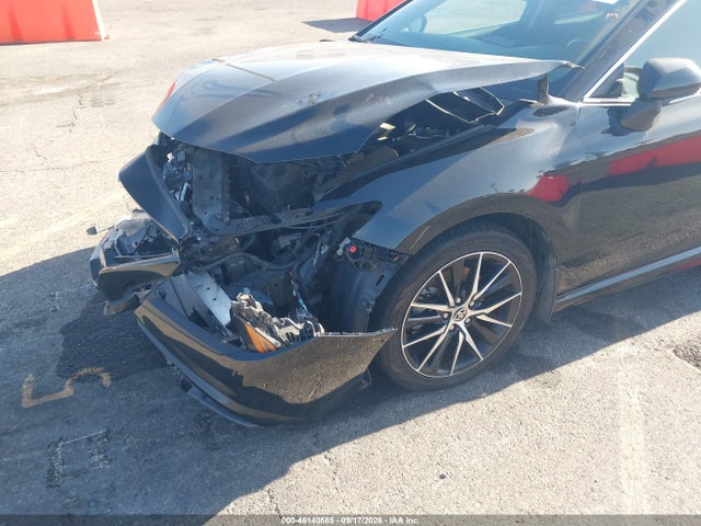 46140585 :رقم المزاد ، 4T1G11AK5NU659883 vin ، 2022 Toyota Camry Se مزاد بيع