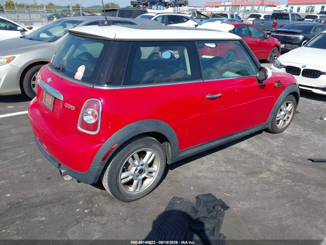 2013 Mini Hardtop Cooper მანქანა იყიდება აუქციონზე, vin: WMWSU3C53DT682038, აუქციონის ნომერი: 46140623