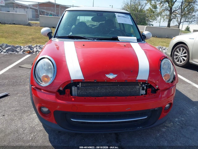 2013 Mini Hardtop Cooper მანქანა იყიდება აუქციონზე, vin: WMWSU3C53DT682038, აუქციონის ნომერი: 46140623