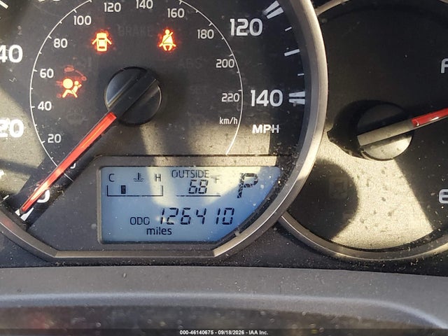 2T3ZFREV7GW293173 Toyota RAV4 LE