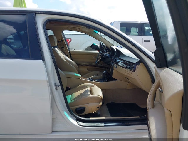 46140678 :رقم المزاد ، WBAPH7C51BE131092 vin ، 2011 Bmw 328i مزاد بيع