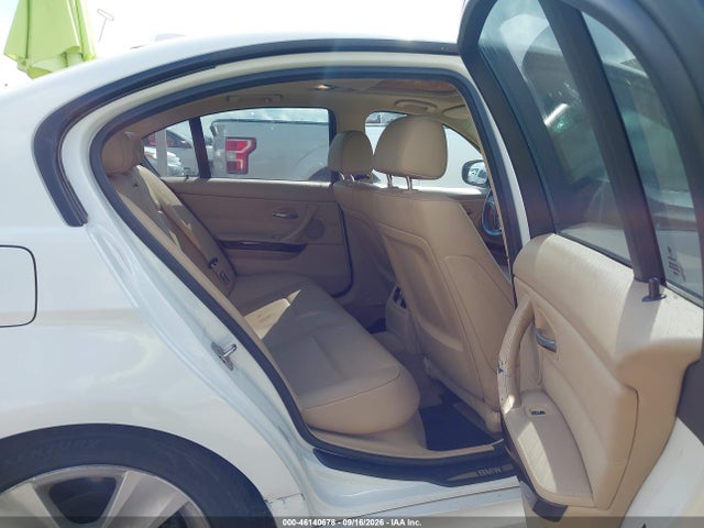 46140678 :رقم المزاد ، WBAPH7C51BE131092 vin ، 2011 Bmw 328i مزاد بيع