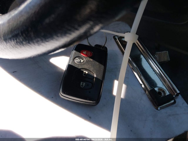 46140704 :رقم المزاد ، JTDKN3DP2E3052383 vin ، 2014 Toyota Prius Plug-in Advanced مزاد بيع