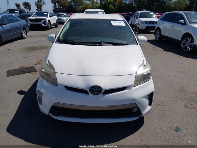 46140704 :رقم المزاد ، JTDKN3DP2E3052383 vin ، 2014 Toyota Prius Plug-in Advanced مزاد بيع