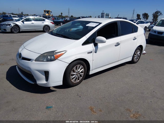 46140704 :رقم المزاد ، JTDKN3DP2E3052383 vin ، 2014 Toyota Prius Plug-in Advanced مزاد بيع