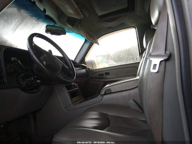 Продажа на аукционе авто 2004 Chevrolet Suburban 1500 Z71, vin: 3GNFK16Z44G274018, номер лота: 46140725