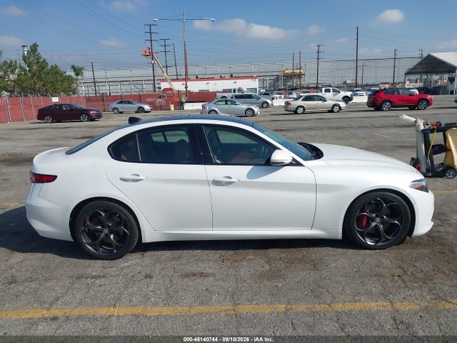ZARFAECN7J7594080 Alfa Romeo Giulia Ti Sport Rwd