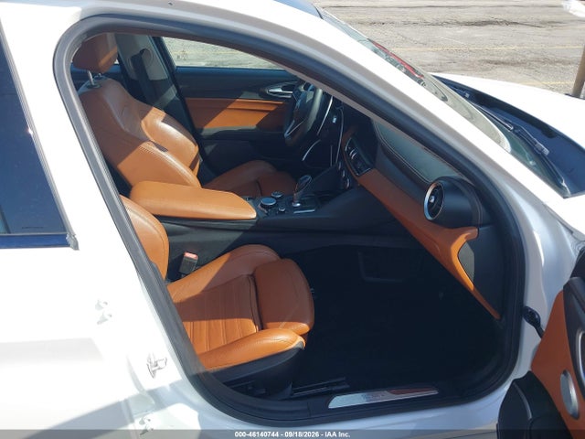ZARFAECN7J7594080 Alfa Romeo Giulia Ti Sport Rwd