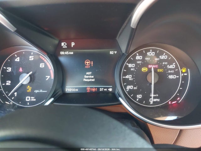 ZARFAECN7J7594080 Alfa Romeo Giulia Ti Sport Rwd