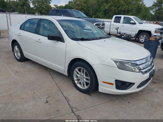 46140768 :رقم المزاد ، 3FAHP0GA9CR211947 vin ، 2012 Ford Fusion S مزاد بيع