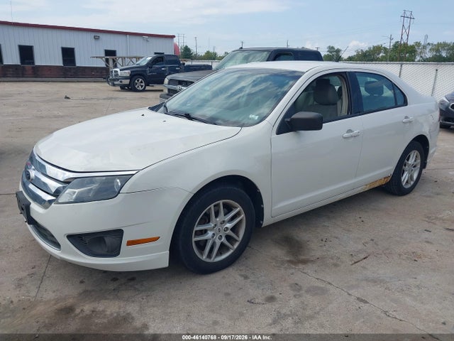 46140768 :رقم المزاد ، 3FAHP0GA9CR211947 vin ، 2012 Ford Fusion S مزاد بيع