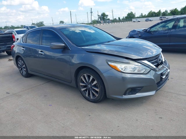 2017 1N4AL3AP2HC110735 main image
