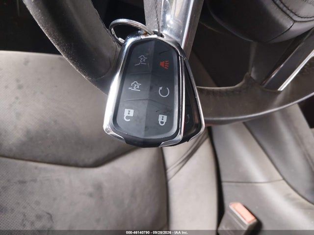 46140790 :رقم المزاد ، 1GYS4DKJ1KR337456 vin ، 2019 Cadillac Escalade Platinum مزاد بيع