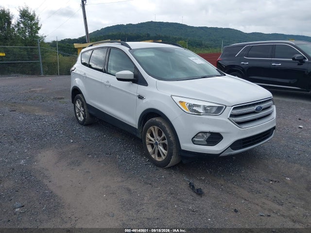 Продажа на аукционе авто 2018 Ford Escape Se, vin: 1FMCU9GD4JUD60750, номер лота: 46140801