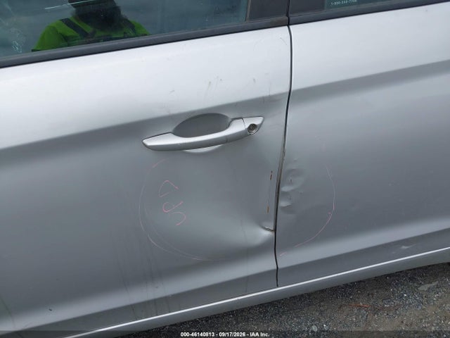 2019 Hyundai Elantra Sel მანქანა იყიდება აუქციონზე, vin: 5NPD84LF8KH418734, აუქციონის ნომერი: 46140813