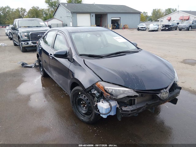 2019 Toyota Corolla Le მანქანა იყიდება აუქციონზე, vin: 2T1BURHE5KC233656, აუქციონის ნომერი: 46140896