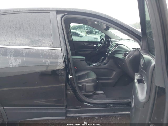 Продажа на аукционе авто 2021 Chevrolet Equinox Awd Lt, vin: 2GNAXUEV7M6110365, номер лота: 46140899