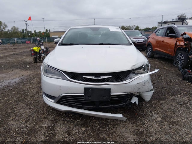 Продаж на аукціоні авто 2015 Chrysler 200 Limited, vin: 1C3CCCAB0FN597687, номер лоту: 46140904