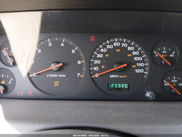 Продаж на аукціоні авто 2000 Jeep Grand Cherokee Limited, vin: 1J4GW58N0YC358777, номер лоту: 46140908