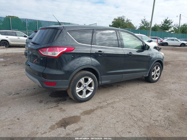 46140924 :رقم المزاد ، 1FMCU0G72FUA16556 vin ، 2015 Ford Escape Se مزاد بيع
