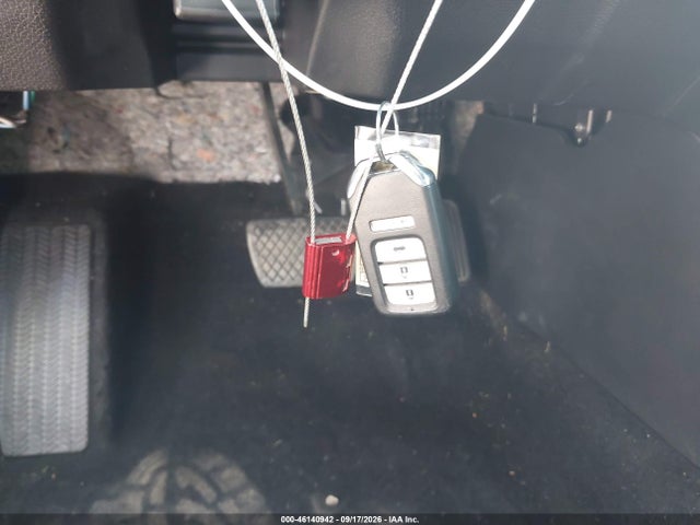 46140942 :رقم المزاد ، 1HGCR2F86FA174834 vin ، 2015 Honda Accord Ex-l مزاد بيع