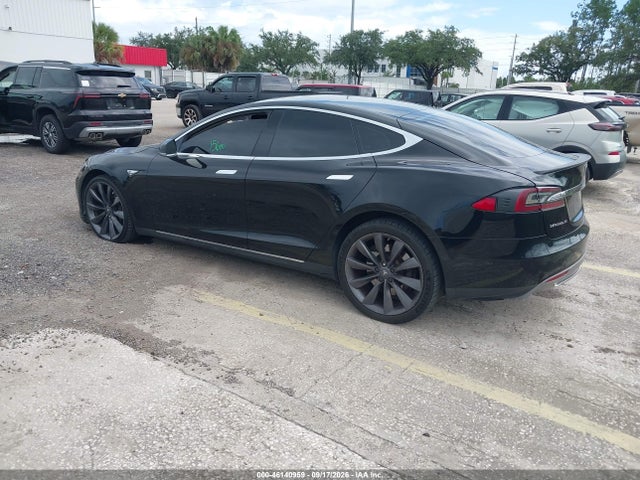 46140959 :رقم المزاد ، 5YJSA1CP5DFP12726 vin ، 2013 Tesla Model S Performance مزاد بيع