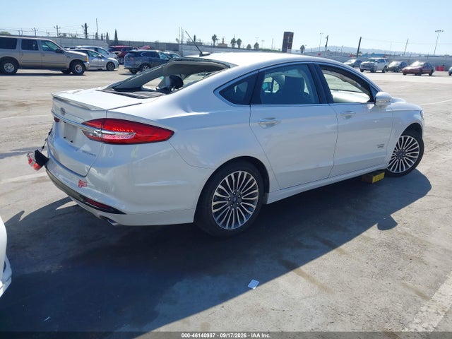 2018 Ford Fusion Energi Titanium მანქანა იყიდება აუქციონზე, vin: 3FA6P0SU1JR110472, აუქციონის ნომერი: 46140987