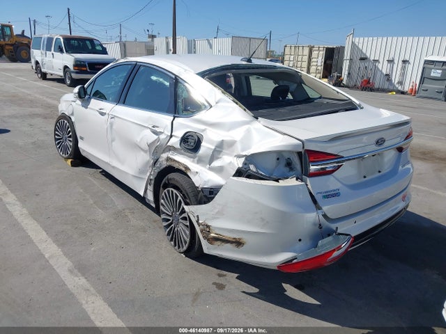 2018 Ford Fusion Energi Titanium მანქანა იყიდება აუქციონზე, vin: 3FA6P0SU1JR110472, აუქციონის ნომერი: 46140987