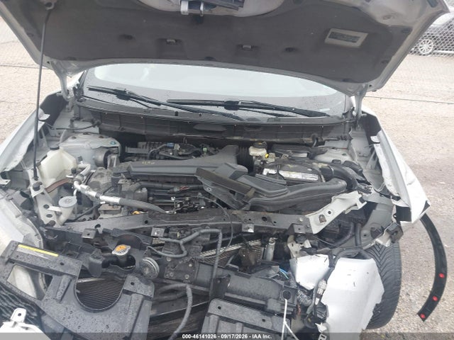 46141026 :رقم المزاد ، 5N1AT2MV9FC784081 vin ، 2015 Nissan Rogue Sv مزاد بيع
