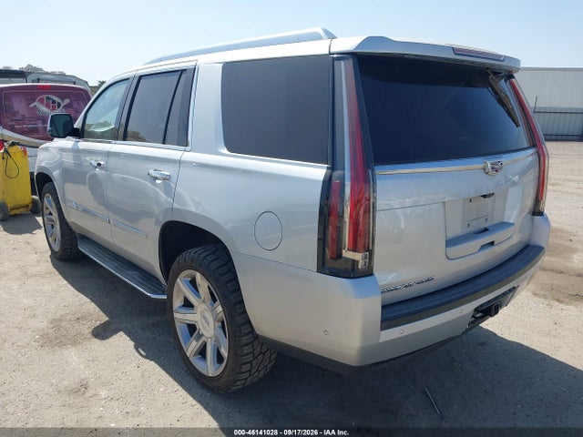 46141028 :رقم المزاد ، 1GYS3BKJ9HR360046 vin ، 2017 Cadillac Escalade Luxury مزاد بيع