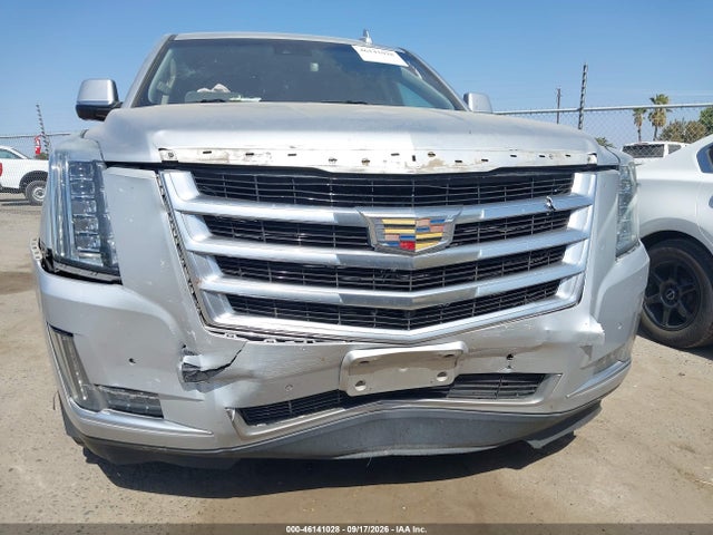 46141028 :رقم المزاد ، 1GYS3BKJ9HR360046 vin ، 2017 Cadillac Escalade Luxury مزاد بيع
