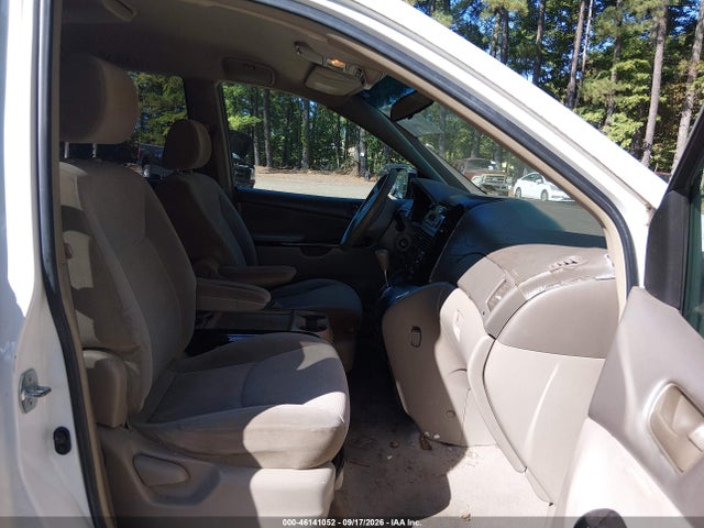 46141052 :رقم المزاد ، 5TDZA23C54S207069 vin ، 2004 Toyota Sienna Le مزاد بيع