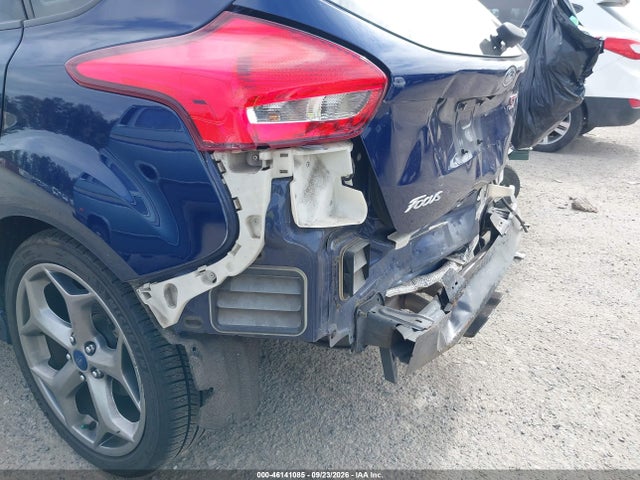 Продажа на аукционе авто 2017 Ford Focus St, vin: 1FADP3L96HL223085, номер лота: 46141085