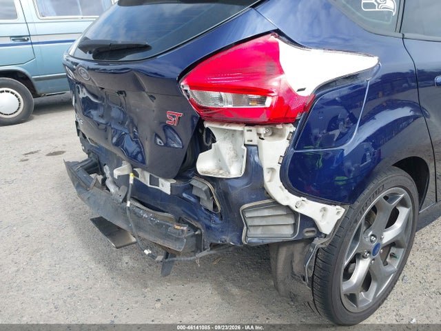 Продажа на аукционе авто 2017 Ford Focus St, vin: 1FADP3L96HL223085, номер лота: 46141085