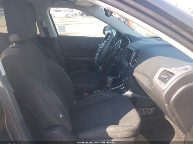 2018 Jeep Compass Sport Fwd მანქანა იყიდება აუქციონზე, vin: 3C4NJCAB2JT254883, აუქციონის ნომერი: 46141163