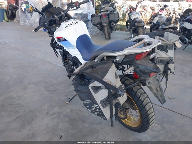46141167 :رقم المزاد ، JH2RD1713SK001626 vin ، 2025 Honda Xl750 مزاد بيع