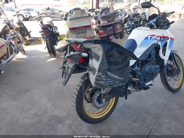 46141167 :رقم المزاد ، JH2RD1713SK001626 vin ، 2025 Honda Xl750 مزاد بيع