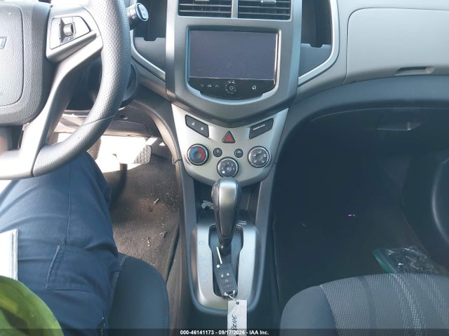 Chevrolet Sonic Lt Auto 2016 1G1JC6SH9G4147804 Image 11