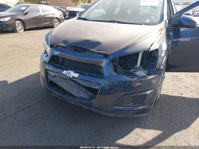 Chevrolet Sonic Lt Auto 2016 1G1JC6SH9G4147804 Image 6