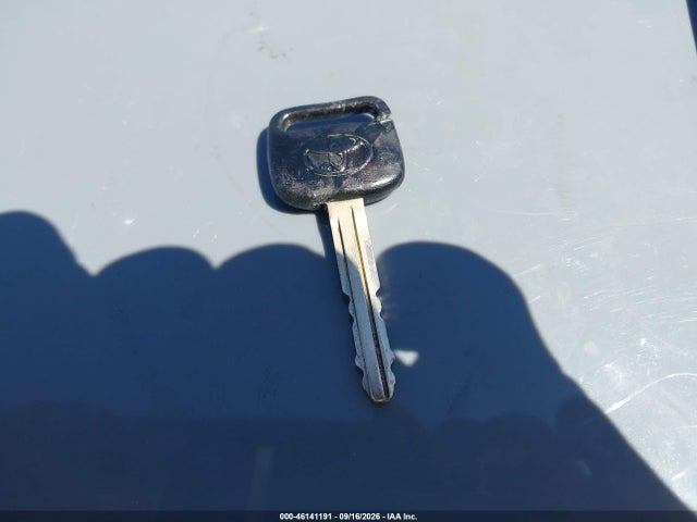 Продажа на аукционе авто 2001 Toyota Avalon Xl, vin: 4T1BF28B31U190911, номер лота: 46141191